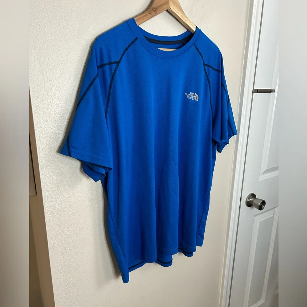 The North Face Flash Dry Athletic Crew T-Shirt Blue Voltage Size XL
